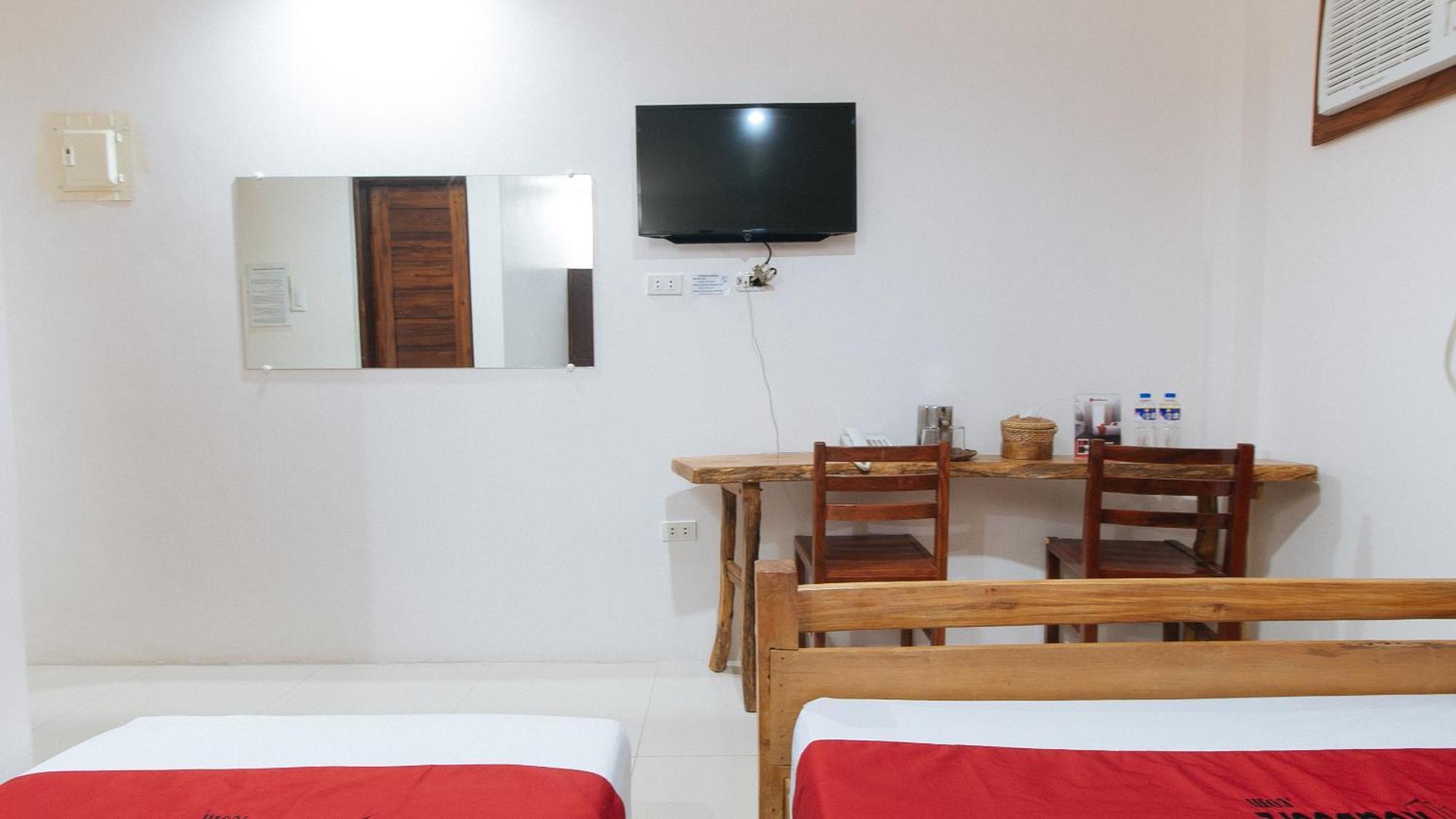 RedDoorz Plus @ Jollydays Hotel Nueva Ecija San Jose  Exterior foto